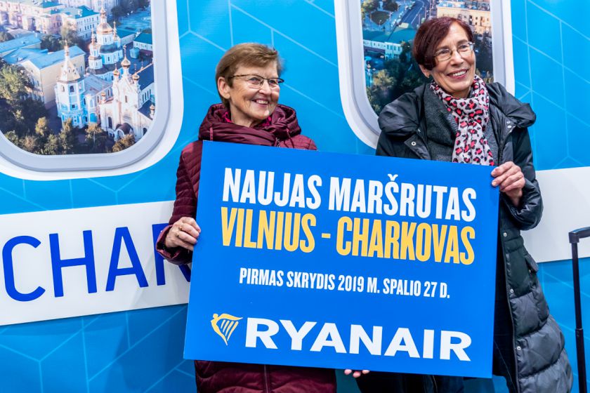 „RYANAIR“ VILNIAUS ORO UOSTE PRADEDA TRIS NAUJUS MARŠRUTUS: SKRYDŽIAI Į CHARKOVĄ, LONDONO SAUTENDĄ IR TEL AVIVĄ